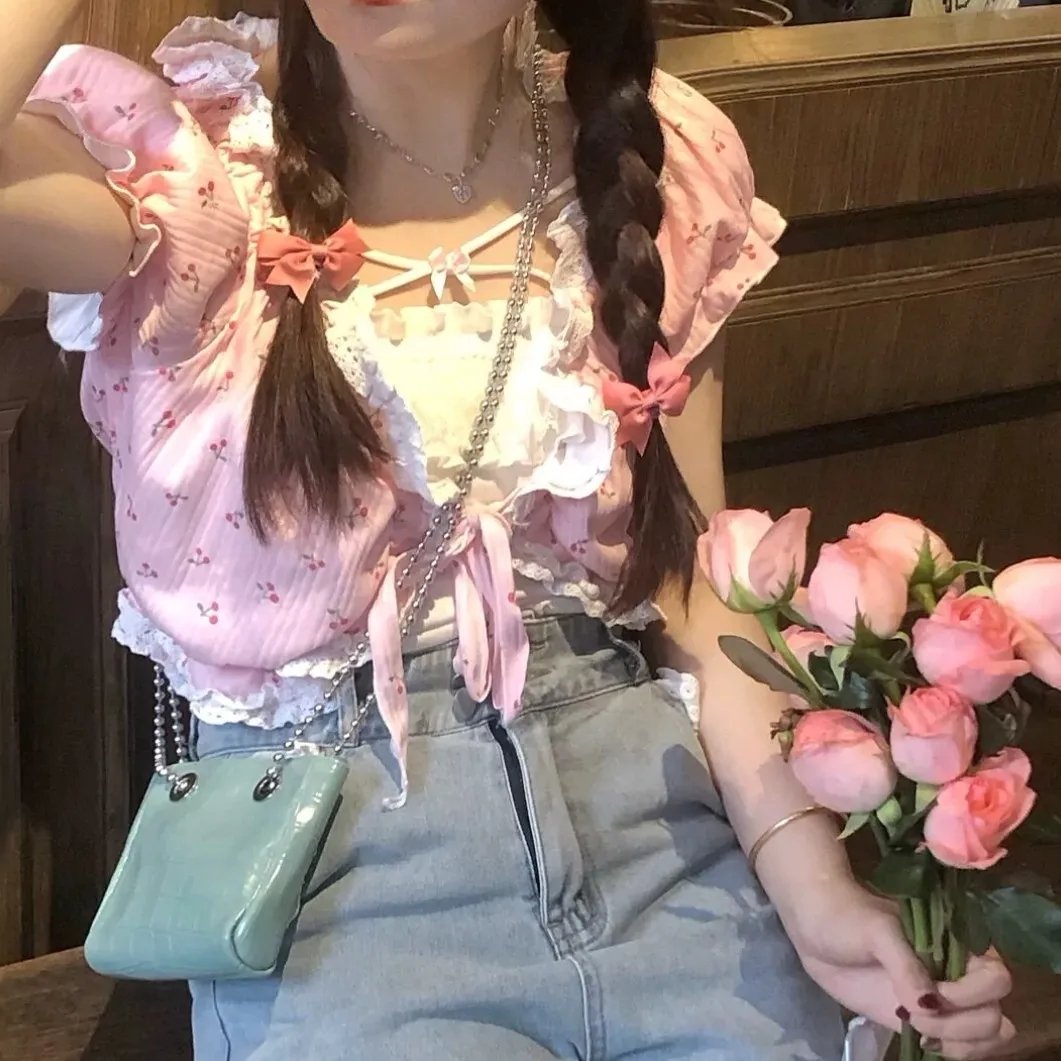 “坏小子”乐团 封面